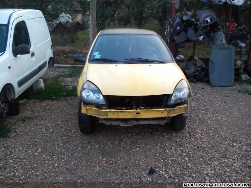 Renault  Clio 1 5dci Kompletan Auto U Delovima