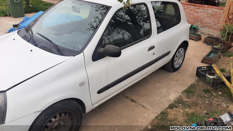 Renault  Clio 1.2 16v Kompletan Auto U Delovima