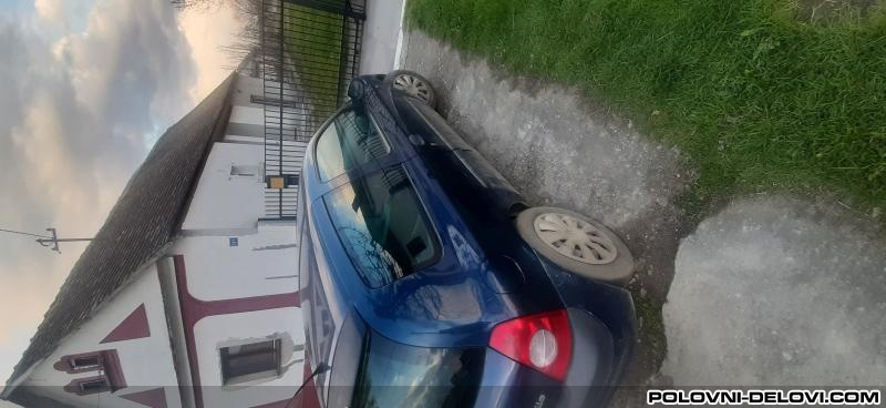 Renault  Clio 1.2 16v Kompletan Auto U Delovima
