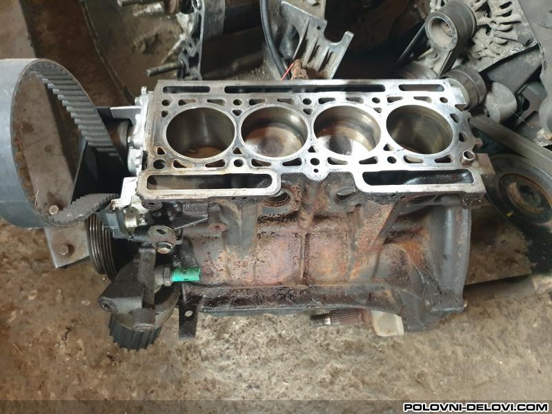 Renault  Clio 1.2 16v Polumotor Motor I Delovi Motora
