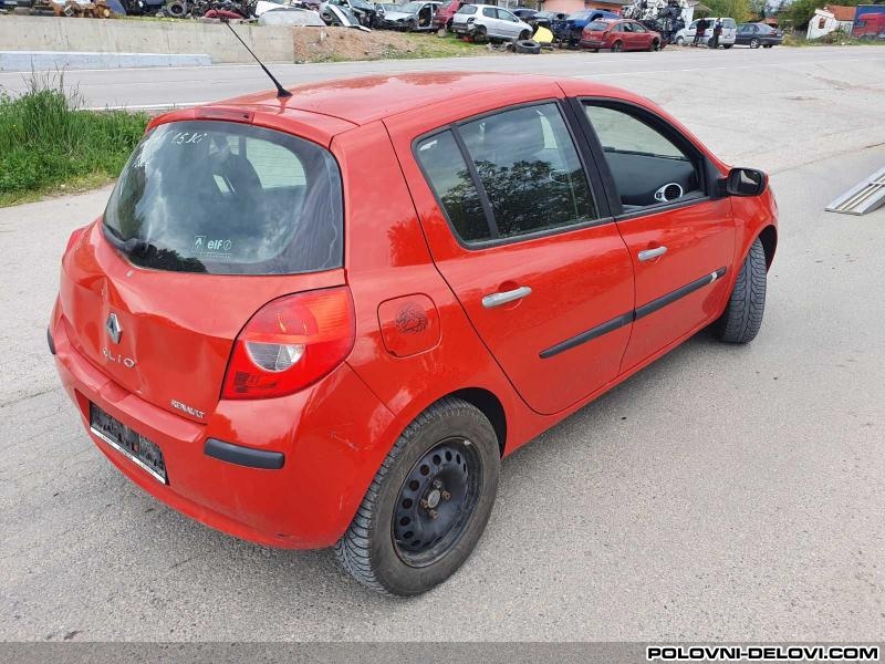 Renault  Clio 1.5 DCI Kompletan Auto U Delovima