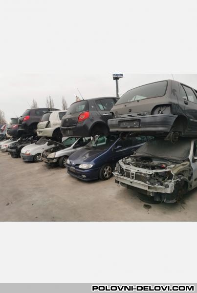 Renault  Clio 3 Kompletan Auto U Delovima