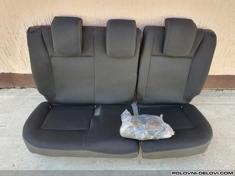 Renault  Clio 4-IV  Enterijer