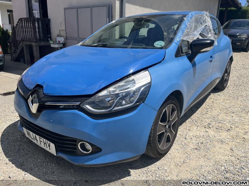 Renault  Clio Auto U Delovima  Kompletan Auto U Delovima