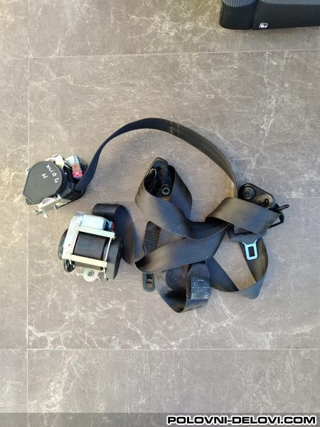 Renault  Clio  Enterijer