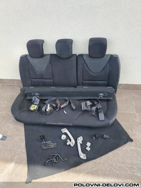 Renault  Clio  Enterijer