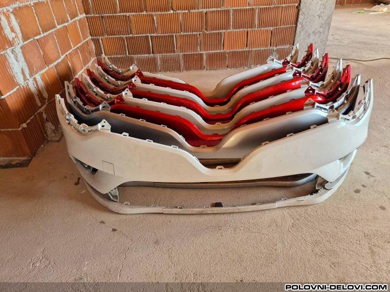 Renault  Clio  Karoserija