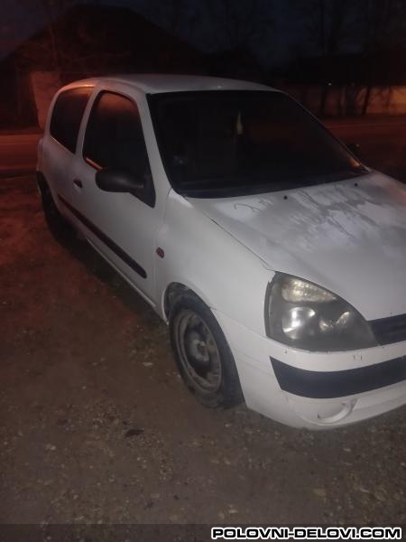 Renault  Clio  Kompletan Auto U Delovima