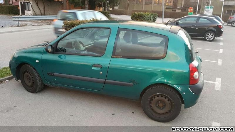 Renault  Clio  Kompletan Auto U Delovima