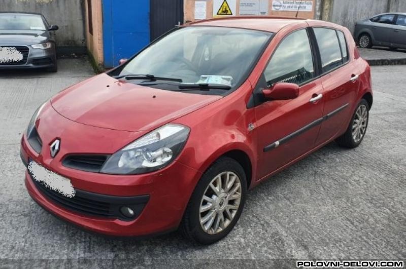 Renault  Clio  Kompletan Auto U Delovima