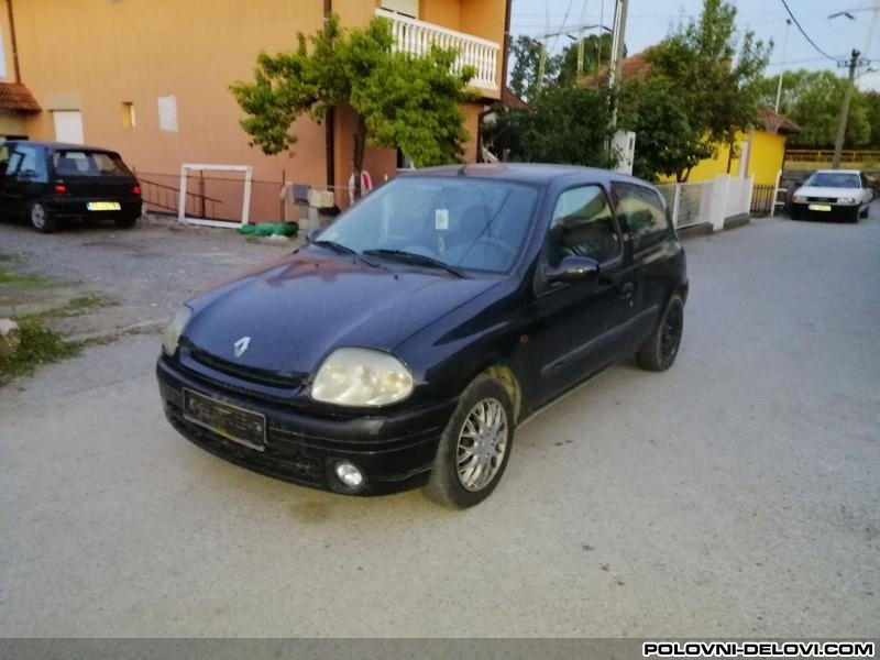 Renault  Clio  Kompletan Auto U Delovima