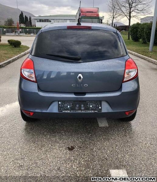 Renault  Clio  Kompletan Auto U Delovima