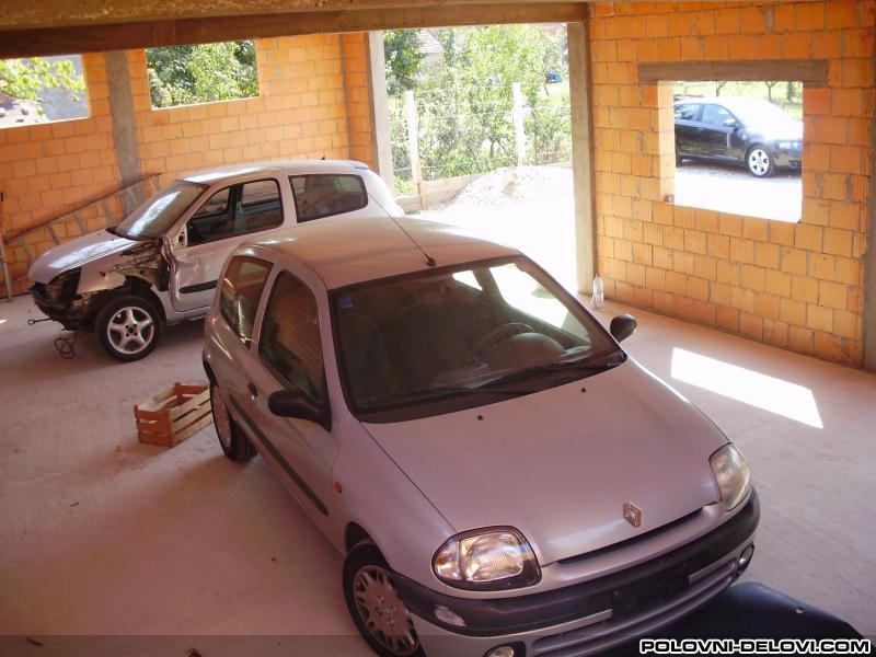 Renault  Clio  Kompletan Auto U Delovima