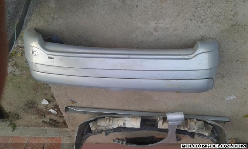 Renault  Clio  Kompletan Auto U Delovima