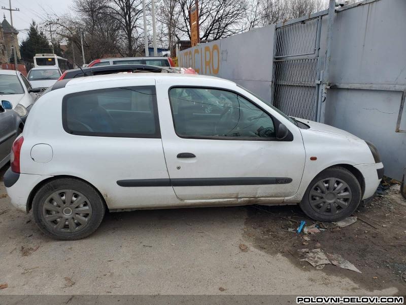 Renault  Clio  Kompletan Auto U Delovima