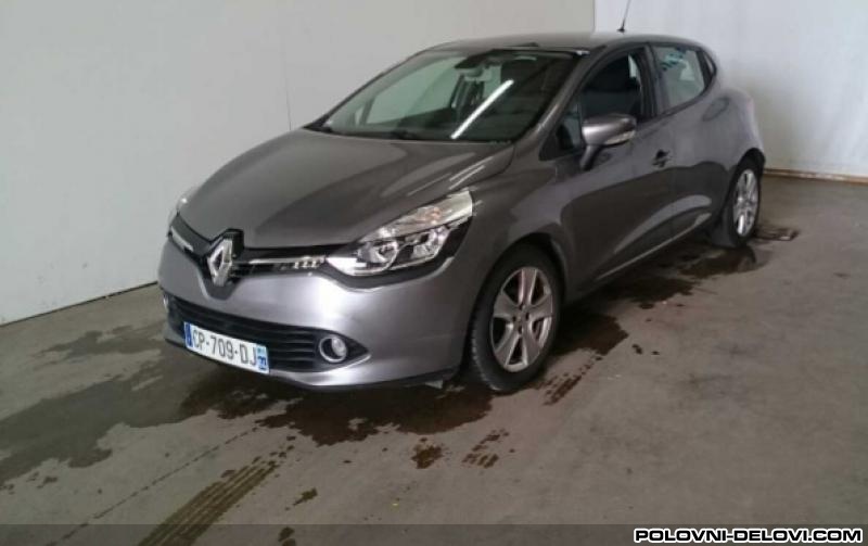 Renault  Clio  Kompletan Auto U Delovima