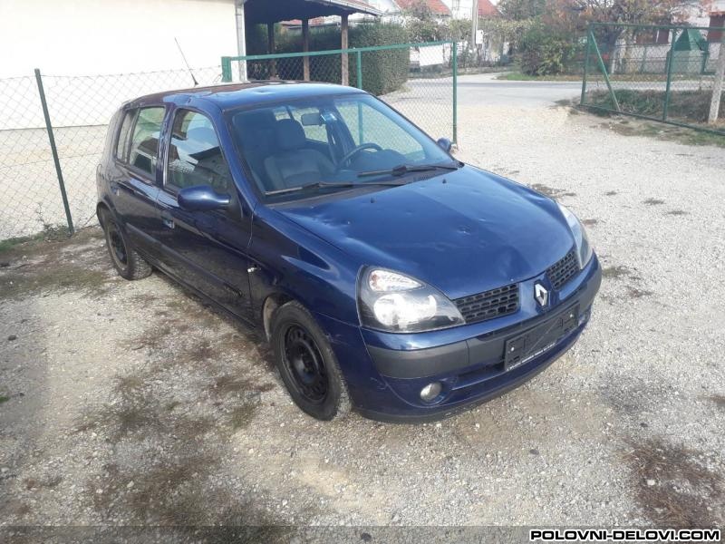 Renault  Clio Maglenka Svetla I Signalizacija