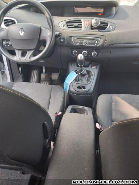 Renault  Grand Scenic Dci Enterijer