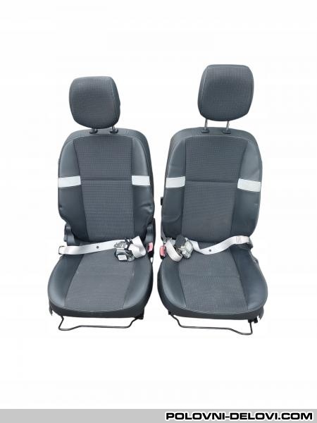 Renault  Kangoo Sediste Enterijer