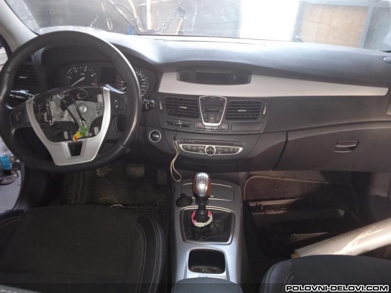 Renault  Laguna 1.5 Dci 1.9 Dci 1.6 Enterijer