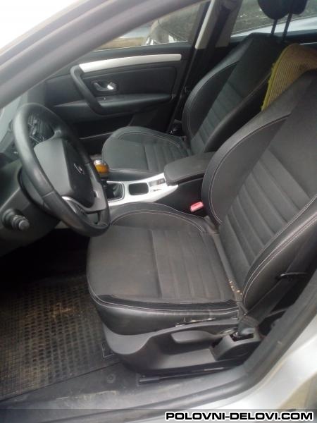 Renault  Laguna 1.5 Dci Enterijer