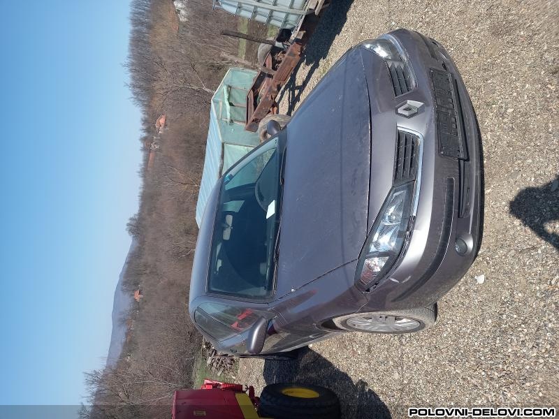 Renault  Laguna 1.9 Kompletan Auto U Delovima
