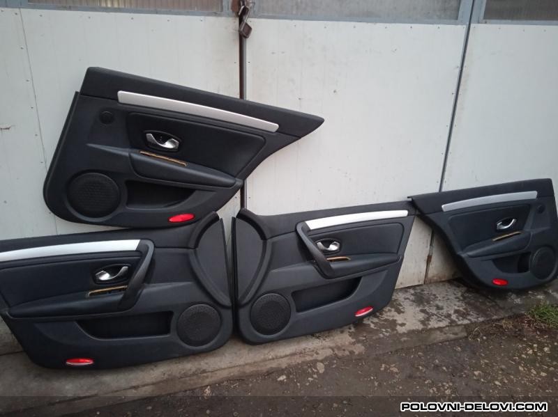 Renault  Laguna  Enterijer