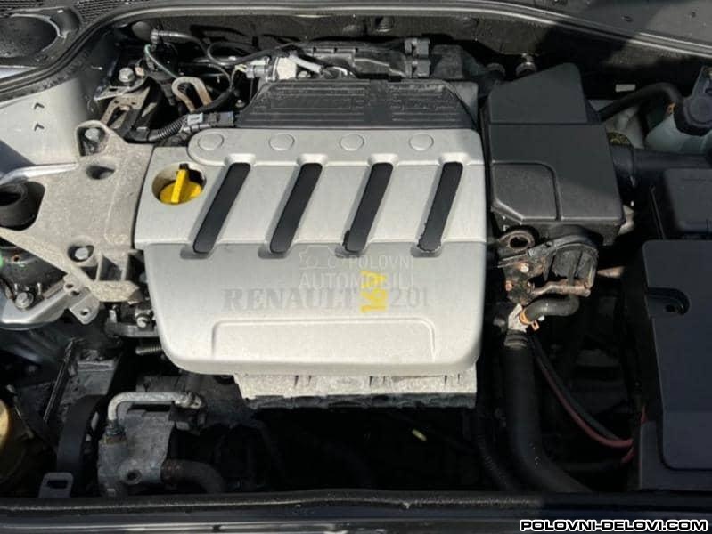 Renault Laguna II 2.0i Motor I Delovi Motora