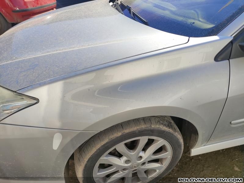 Renault  Laguna  Karoserija