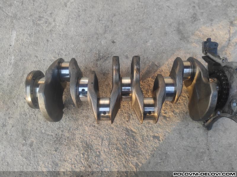 Renault  Laguna Radilica Za 1.9DCI Motor I Delovi Motora