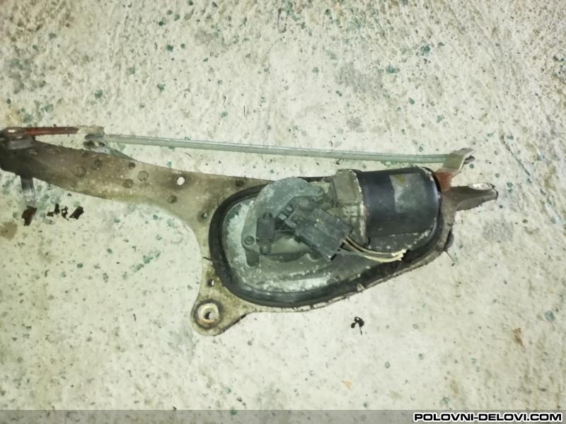 Renault  Laguna  Stakla