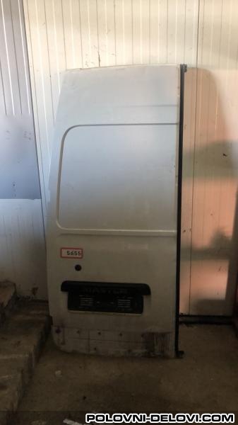 Renault  Master 2.3 Kompletan Auto U Delovima