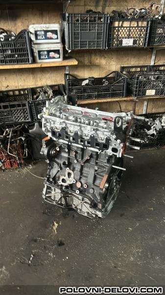 Renault  Master 2.3 Kompletan Auto U Delovima