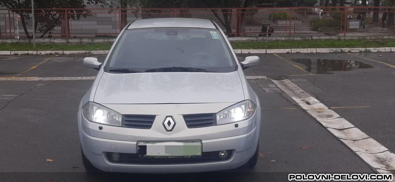 Renault  Megane 1.6  Kompletan Auto U Delovima