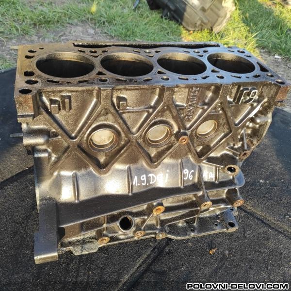 Renault  Megane Blok Motora  Motor I Delovi Motora