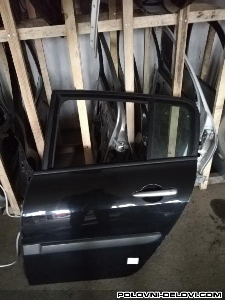 Renault  Megane  Karoserija