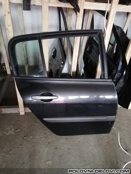 Renault  Megane  Karoserija