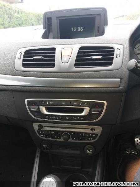 Renault  Megane Radio Cd Razni Delovi
