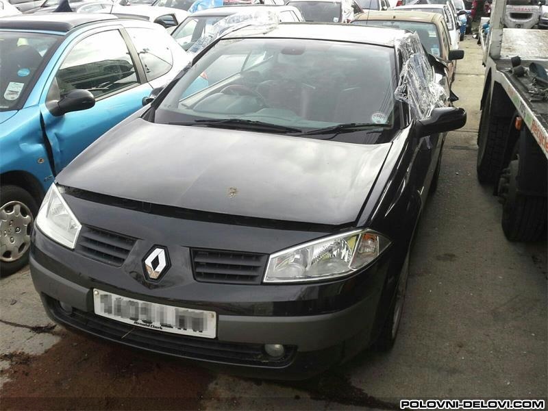 Renault  Megane sina Prednjeg Branik Karoserija