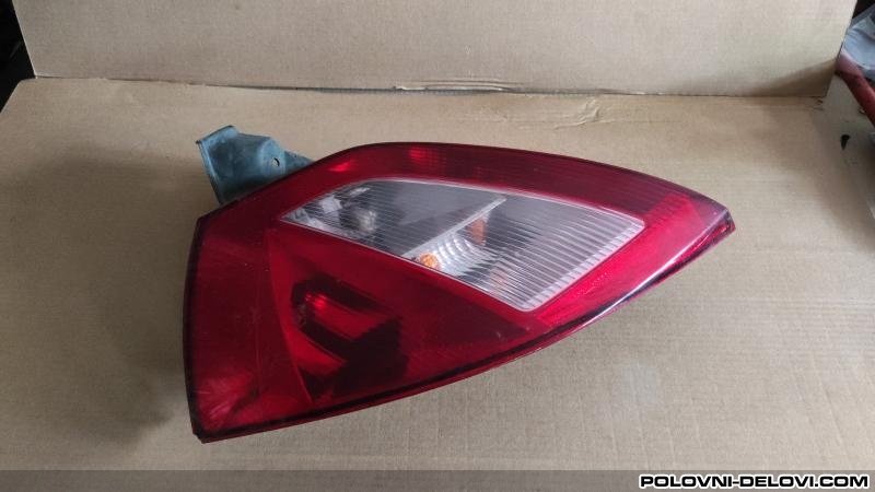 Renault  Megane  Svetla I Signalizacija