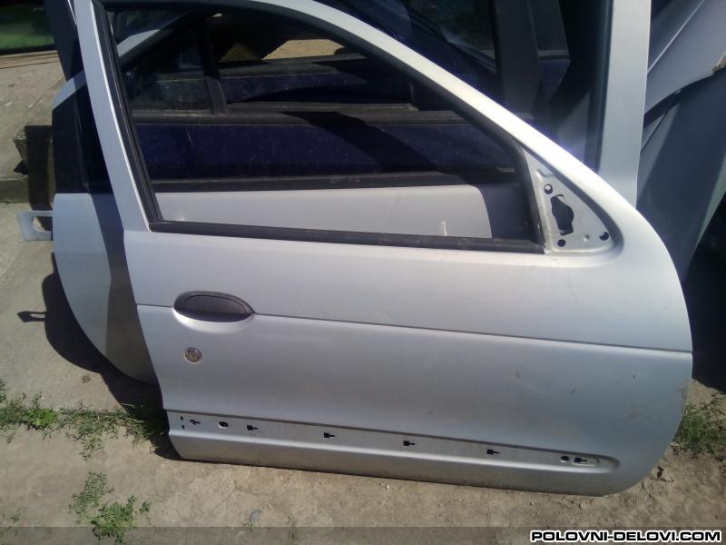 Renault  Megane Vrata  Karoserija