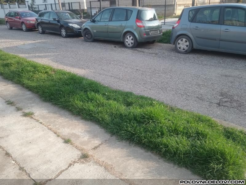 Renault  Scenic  Karoserija