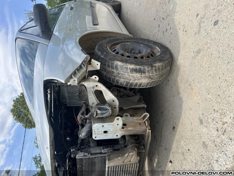Renault  Scenic  Kompletan Auto U Delovima