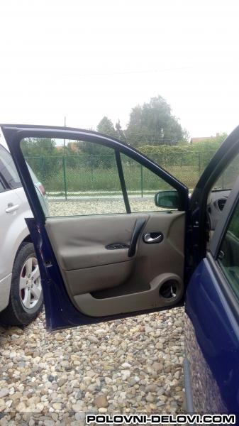Renault  Scenic Senic 2 Razni Delovi