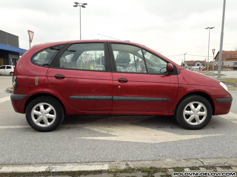 Renault  Scenic Zadnja Desna Vrata Karoserija