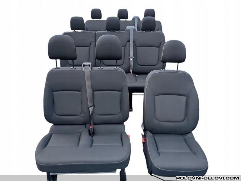 Renault  Traffic 3  SEDISTA PREDNJA ZADNJA   KLUPE