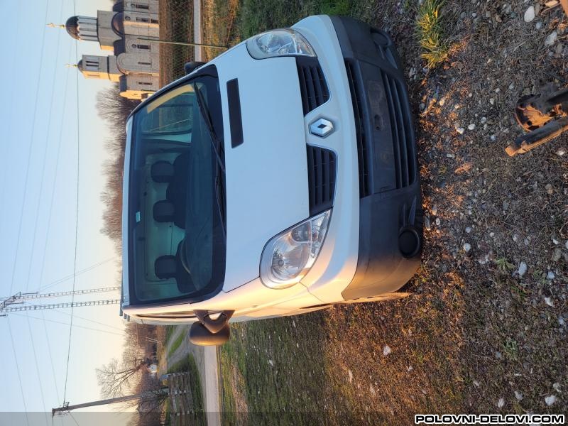 Renault Trafik  Kompletan Auto U Delovima