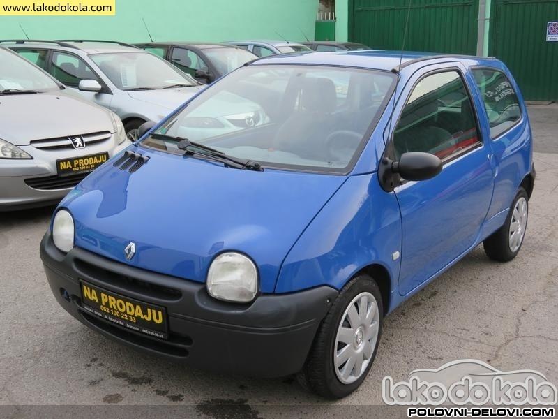 Renault  Twingo  Kompletan Auto U Delovima