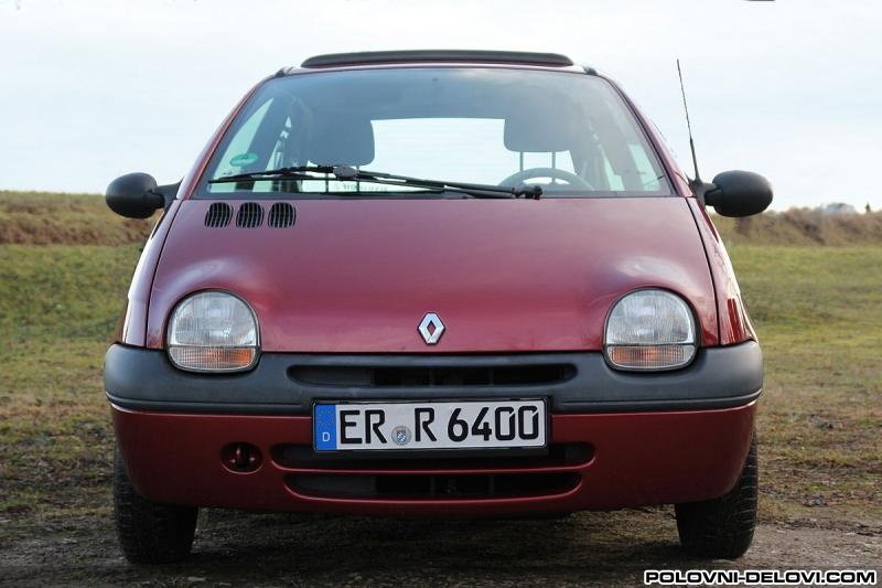 Renault  Twingo  Kompletan Auto U Delovima