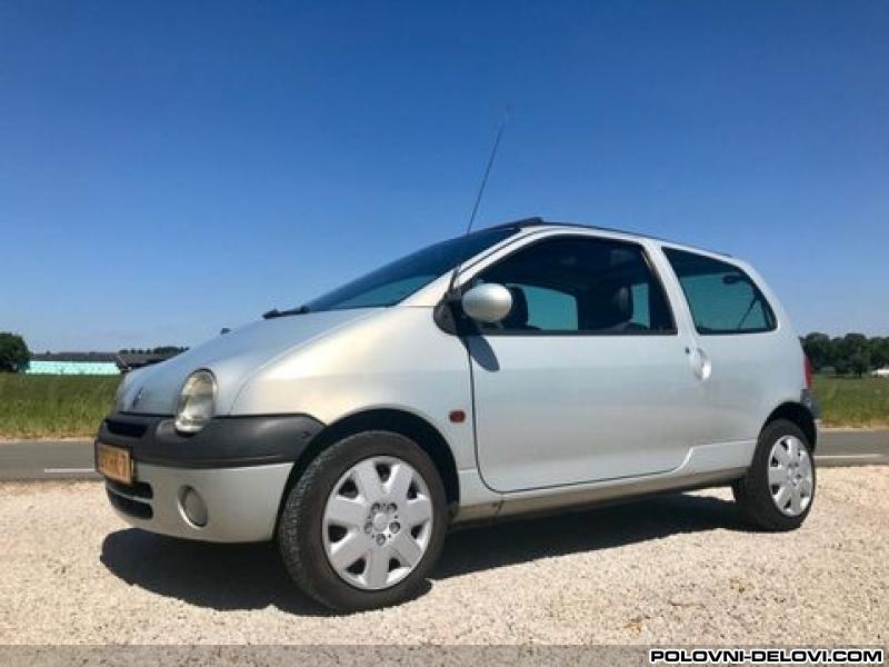 Renault  Twingo  Kompletan Auto U Delovima